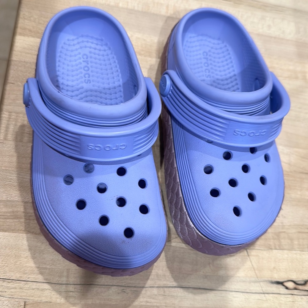 Crocs